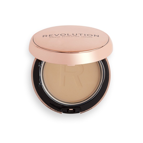 Makeup Revolution - Puder-Foundation - Conceal & Define Satin Matte Powder Foundation (FO062CDTP7)