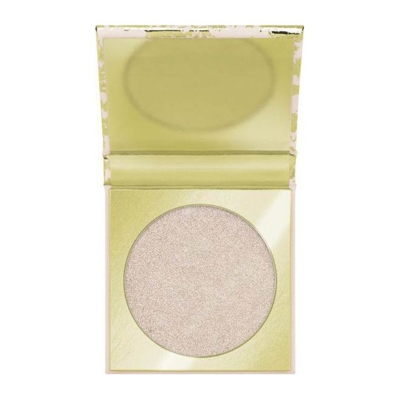 CATRICE Cosmetics - Advent Beauty Gift Shop - Mini Powder Highlighter (HI0169GSPC01)
