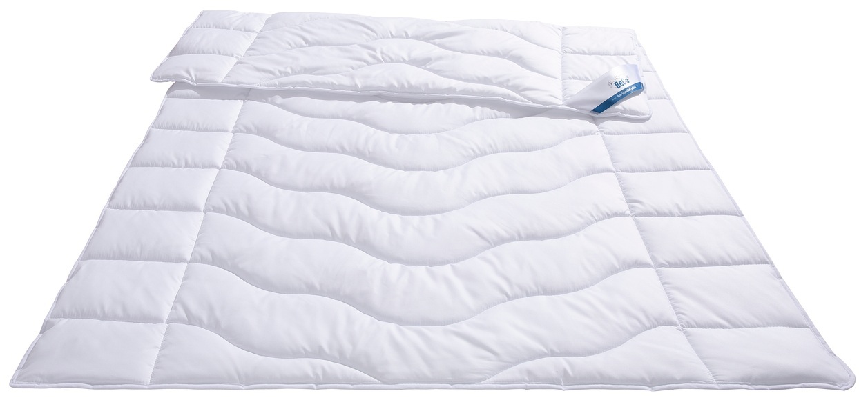 Beco Kunstfaserbettdecke »Sanalux Protect«, leicht, Füllung Polyester, Bezug Baumwolle oder Polyester, (1 St.), Bettdecke in 135x200, 155x220, 200x200 cm, Sommer oder Winter