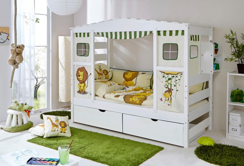Ticaa Kinderbett in Hausoptik »Lio« aus massiver Kiefer, mit Schubkästen »Melanie«