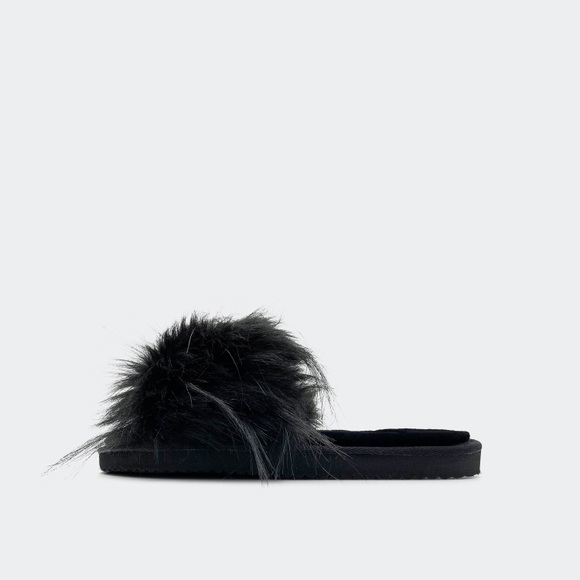 Flip Flop Pantolette »HAIRY*POOL«, in flauschiger Optik