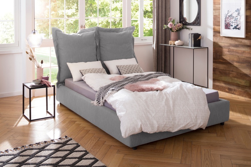 Home affaire Polsterbett »Lodano«, in Hussen-Optik und besonderem Design