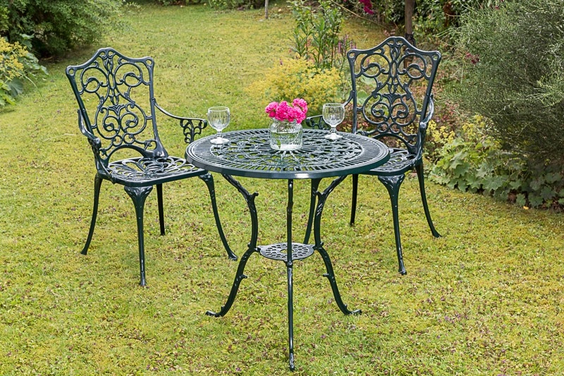 MERXX Gartenmöbelset »Lugano«, 3tlg., 2 Sessel, Tisch Ø 70 cm, Aluminium, grün