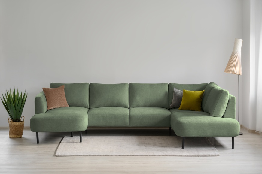 Places of Style Wohnlandschaft »Cesola, U-Form, XXL«, in weichem Chenille-Stoff, Breite 327 cm, mit schwarzen Metallfüssen