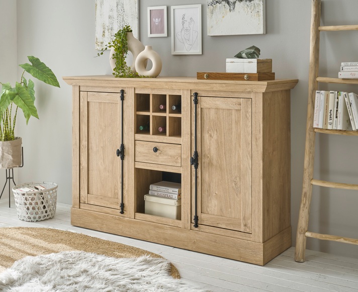 Home affaire Highboard »Cornwall, Kommode im Landhausstil, Schrank, Sideboard, Eiche Dekor«, (1 St.), verschnörkelte Metallgriffe, ausreichend Stauraum, 152 cm breit