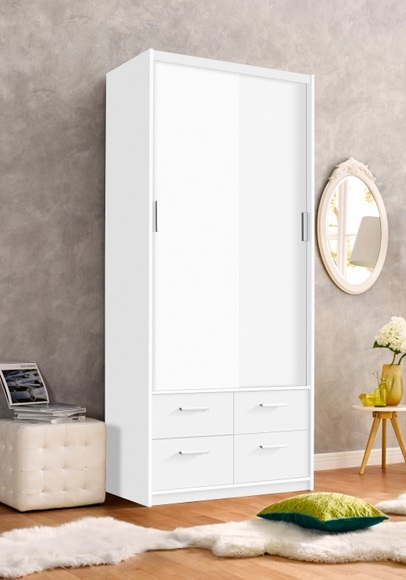 priess Kleiderschrank