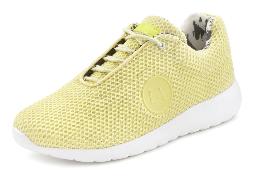 LASCANA Sneaker, vegan mit Wohlfühlinnensohle