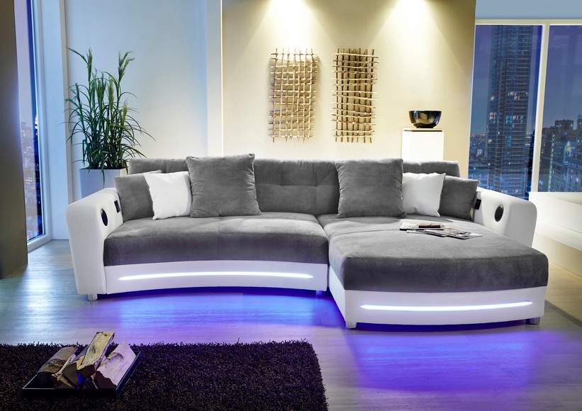 Jockenhöfer Gruppe Ecksofa, inklusive RGB-LED-Beleuchtung und Bluetooth-Soundsystem, Recamiere links oder rechts montierbar, inklusive loser Rücken- und Zierkissen, frei im Raum stellbar