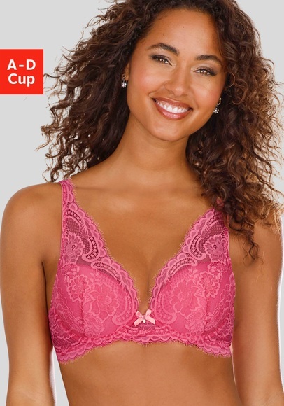 LASCANA Schalen-BH »Valentina«, mit floraler Spitze im High-Apex Look, Dessous