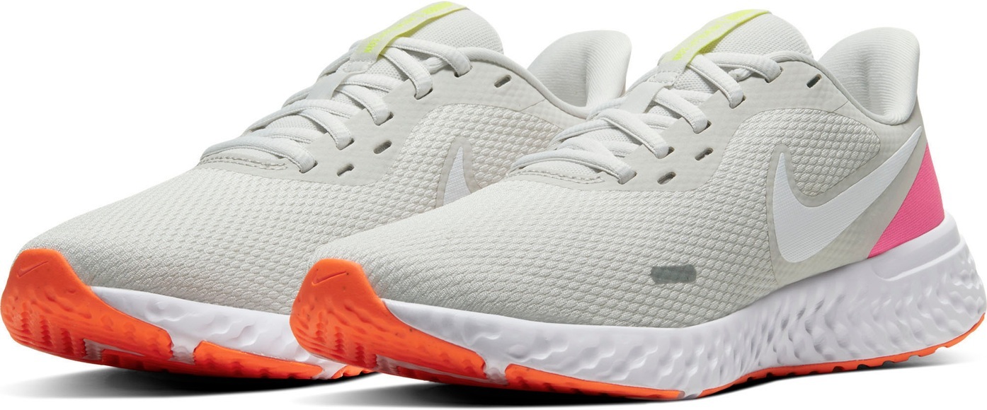 Nike Revolution 5 Laufschuhe Damen