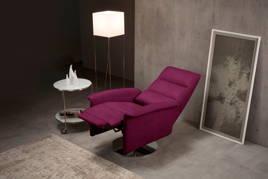 Egoitaliano Sessel »Kelly«, drehbar, manuelle Relaxfunktion mit Push-Back-Mechanismus