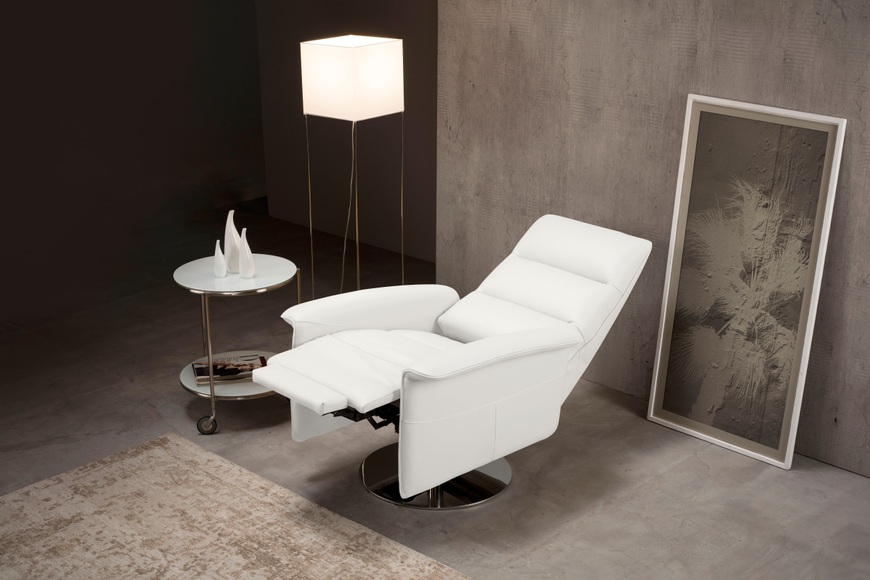 Egoitaliano Sessel »Kelly«, drehbar, manuelle Relaxfunktion mit Push-Back-Mechanismus