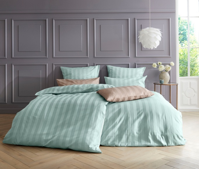 Leonique Bettwäsche »Malia«, (2 tlg.), Bettwäsche in Satin Qualität, zeitlose Bettwäsche