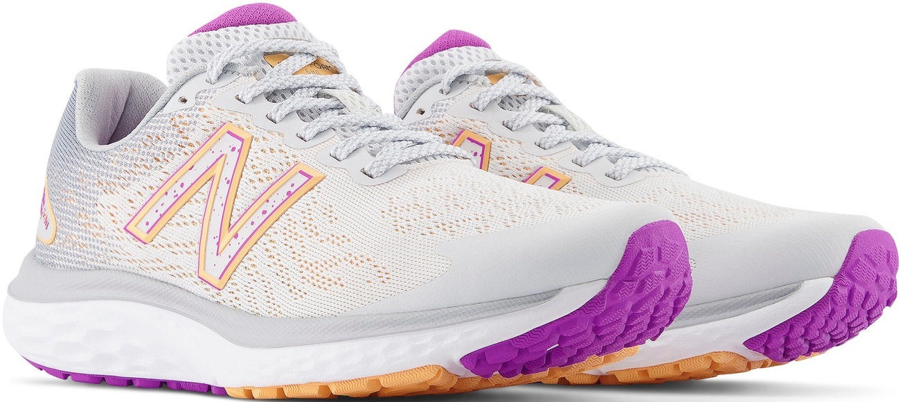 New Balance Laufschuh »680«