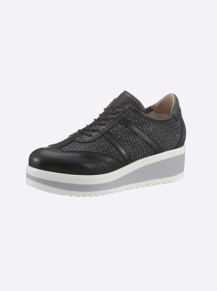 Sneaker