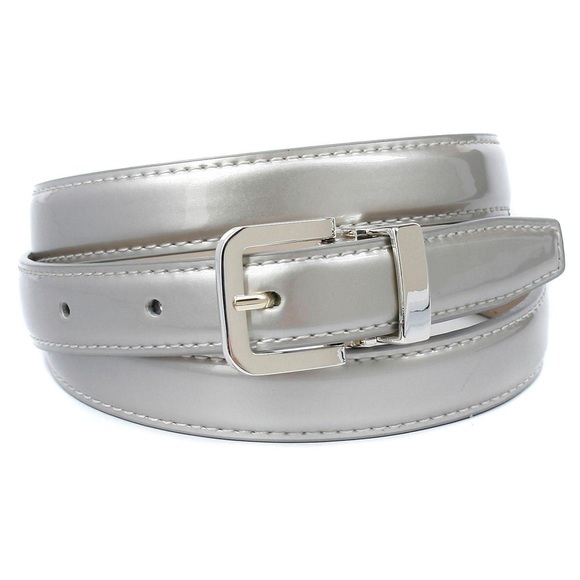 Anthoni Crown 2, 0 cm breiter Lackledergürtel in Silberfarben