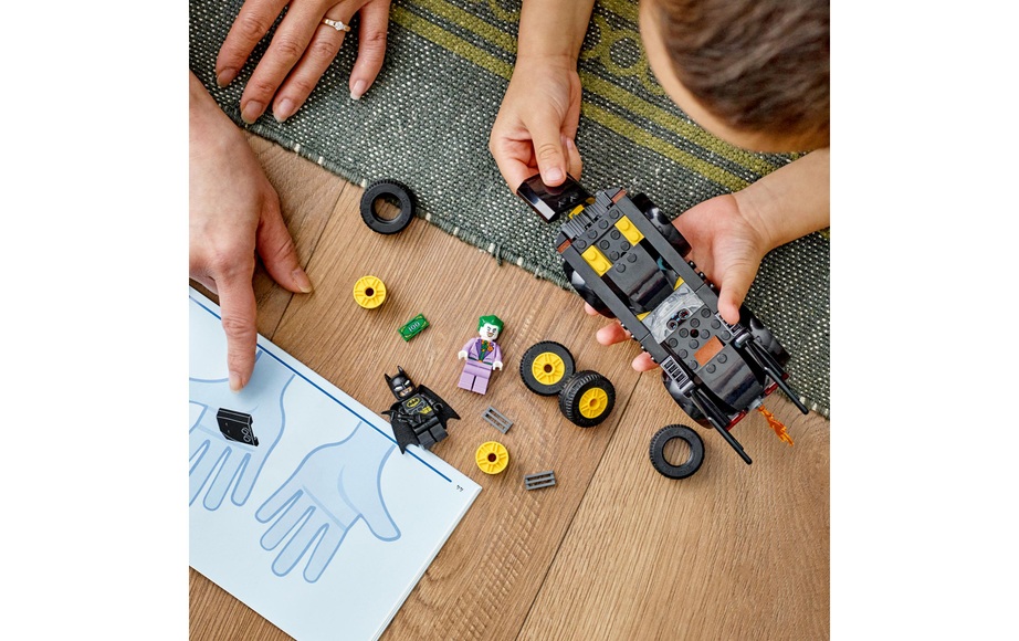 76264 DC Super Heroes Verfolgungsjagd im Batmobile: Batman vs. Joker, Konstruktionsspielzeug