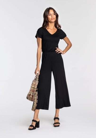 Laura Scott Overall