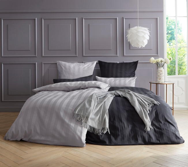 Leonique Bettwäsche »Malia«, (2 tlg.), Bettwäsche in Satin Qualität, zeitlose Bettwäsche