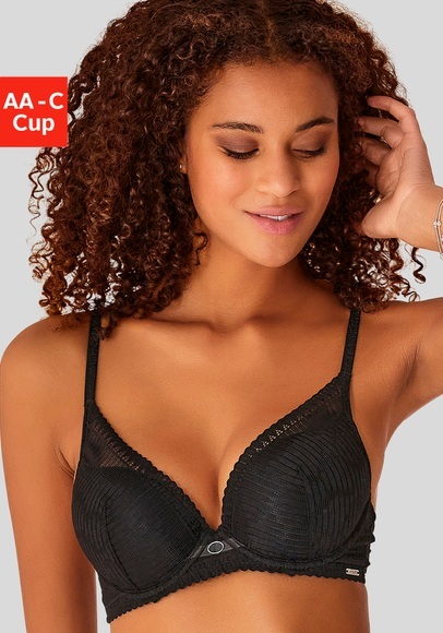 s.Oliver Push-up-BH, überzogen mit moderner Spitze im High-Apex Stil