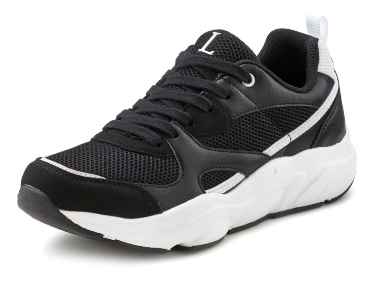 LASCANA Sneaker, mit ultraleichter Chunky-Sohle in toller Farbkombination