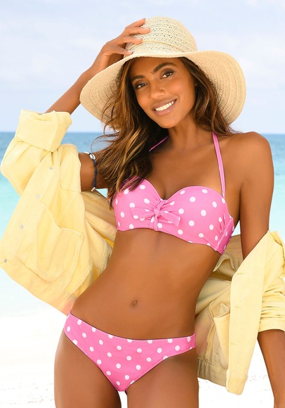 LASCANA Bügel-Bandeau-Bikini, aus Piqué-Strukturware