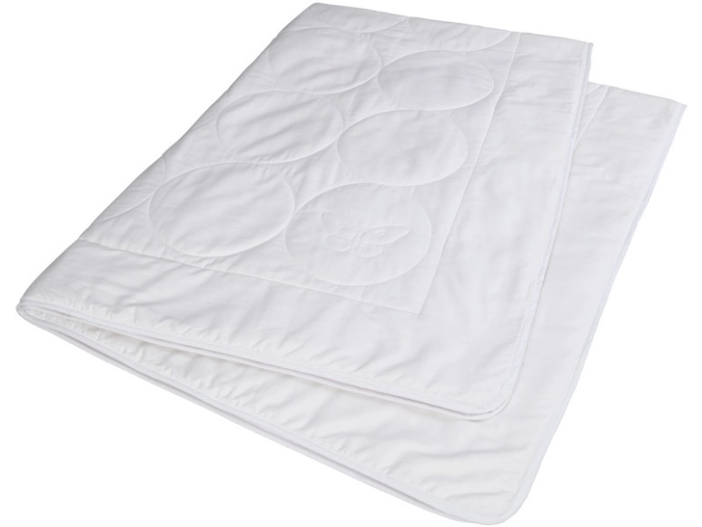 Duvet ALBIS SETANATUR 200x210cm leicht