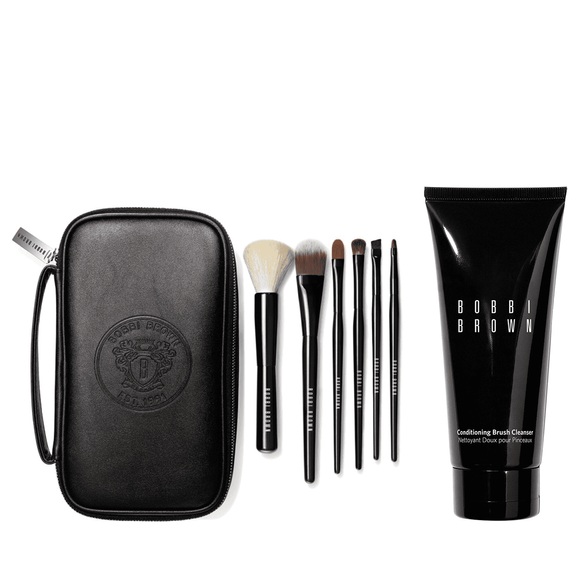 Bobbi Brown Classic Brush Collection + Cleanser
