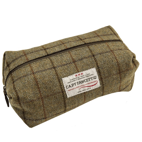 Captain Fawcett Tweed Washbag