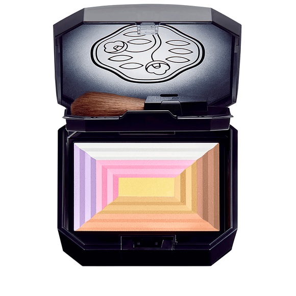 Shiseido 7 Lights Powder Illuminator Puder 12g