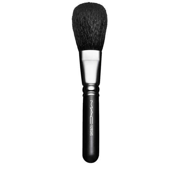 MAC 129 Powder-Blush Short Puderpinsel
