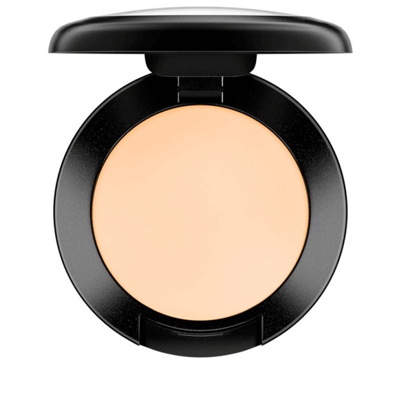 MAC Studio Finish Concealer NC20 Studio Finish Concealer SPF 35 7g