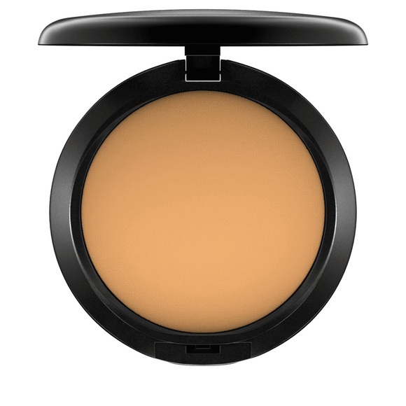 MAC Studio Fix Powder + Foundation C8 Studio Fix Powder + Foundation 15g