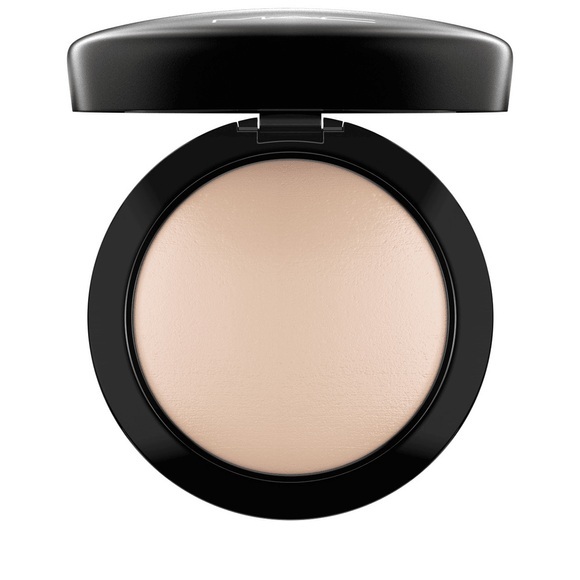 MAC Light Mineralize Skinfinish Natural Puder 10g
