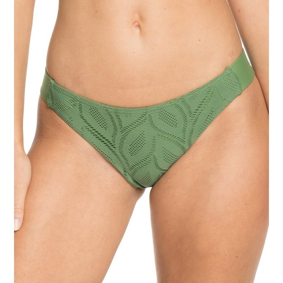 Bikini-Slip Love Song Moderate Bottom