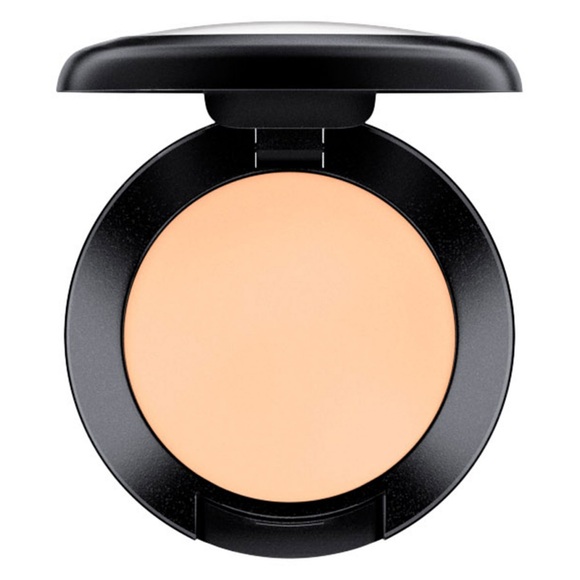 MAC NW10 Studio Finish SPF 35 Concealer 7g