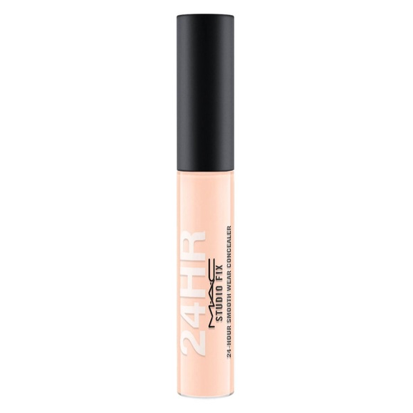 MAC NW 22 Studio Fix 24Hour Smooth Wear Concealer 7ml