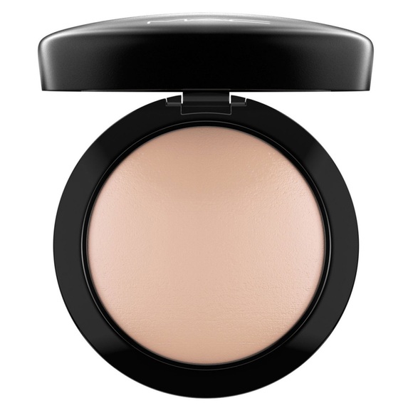 MAC Medium Mineralize Skinfinish Natural Puder 10g