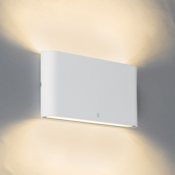 Wandleuchte weiß 17,5 cm inkl. LED IP65 - Batt
