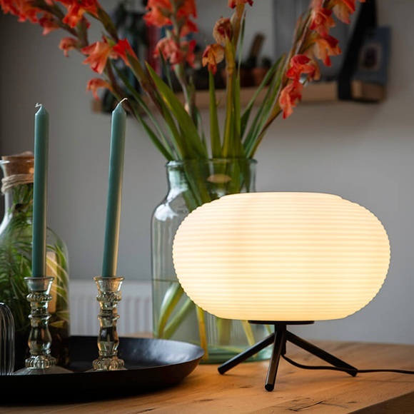 Design Tischlampe schwarz 33 cm mit Opalglas - Hero