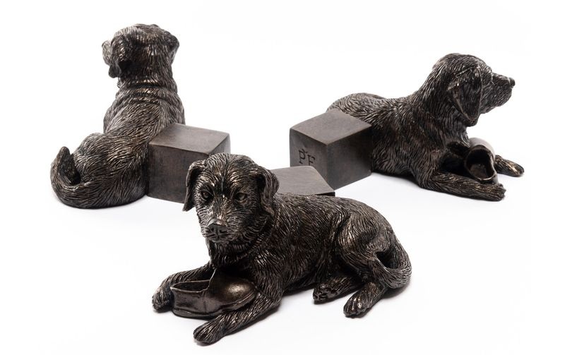 Blumenständer »Potty Feet Liegender Labrador«