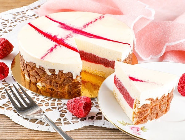 Himbeer Panna Cotta Torte, Ø 15cm