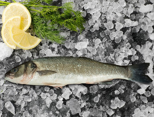 Wolfsbarsch (Loup de Mer) ganz, ausgenommen, ca. 275g