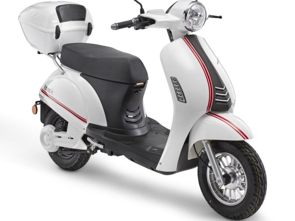 SPC E3000 45km/h weiss E-Roller Swiss Power Cruising