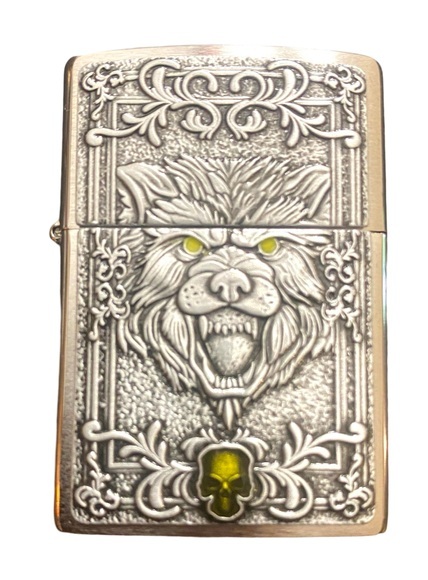 Zippo Wolf Skull