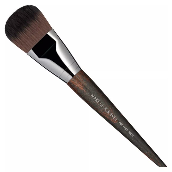 Make UP FOR Ever Pinsel Nr. 108 – Großer Foundationpinsel ONE Size