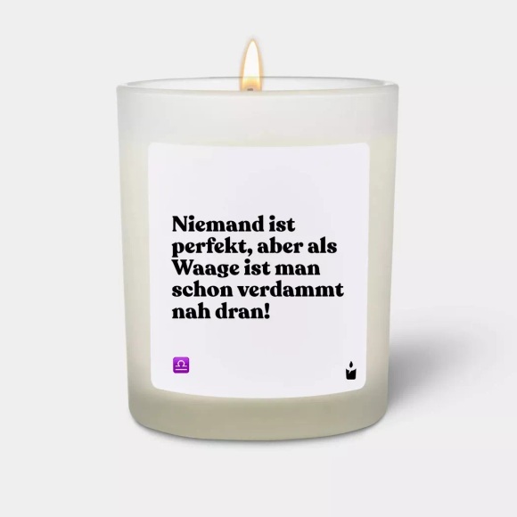 CandleHand - Duftkerze Woody Niemand ist perfekt, aber als Waage ist man schon verdammt nah dran!, One Size, Weiss
