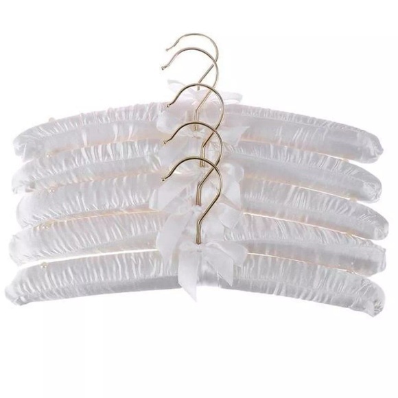 5x Gepolsterte Kleiderbügel - Satinmaterial Unisex ONE SIZE