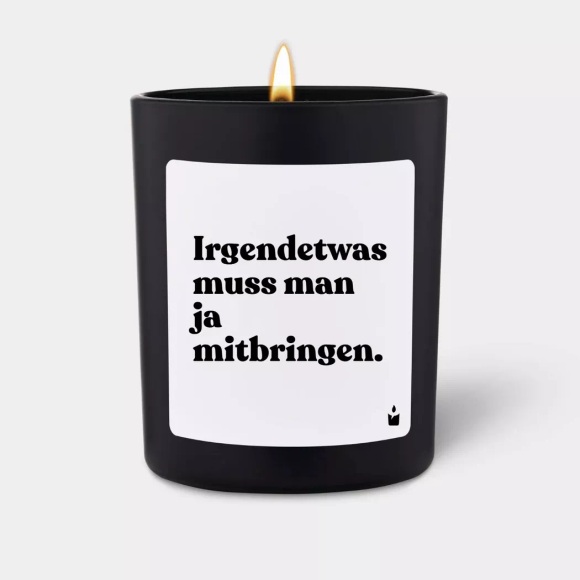 CandleHand - Duftkerze Woody Irgendetwas muss man ja mitbringen., 7X8X7CM, Schwarz