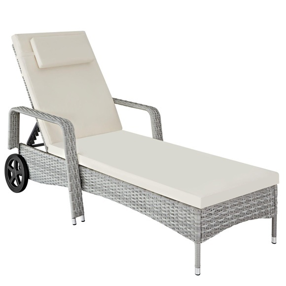 Sonnenliege Rattan mit Rollen Sonnenliege Rattan mit Rollen